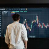 XMデイトレードのチャート分析画面と取引戦略のイメージ