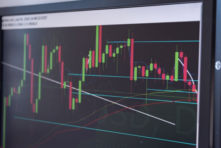 XM TradingとIS6FXを比較する裁量トレーダーのトレード画面